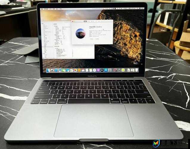 18 款 macbookpro：展现卓越性能的时尚笔记本电脑